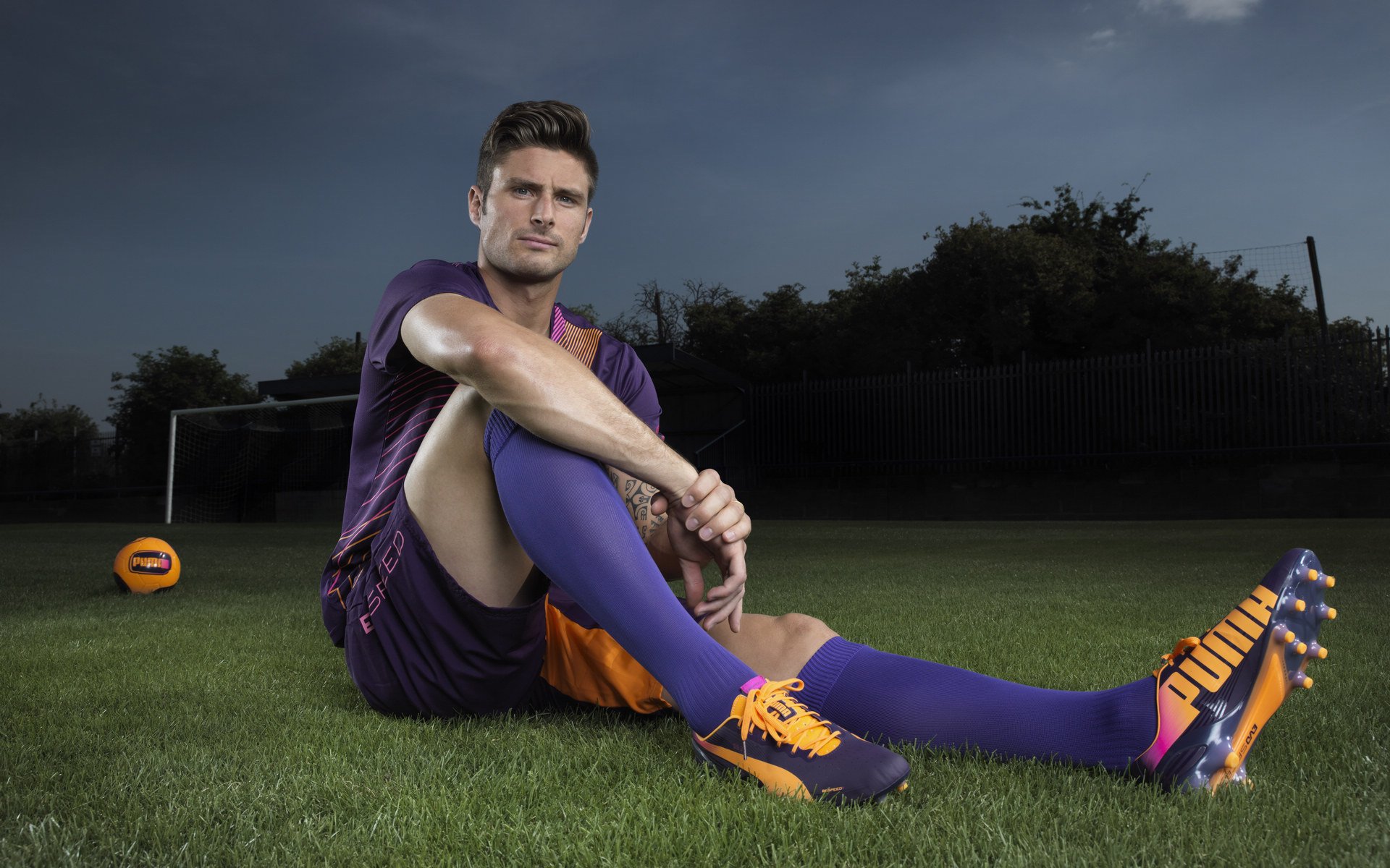 华山杯篮球赛即将开战，球迷热情高涨，华山项目